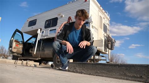 Ethan Travels (2016)