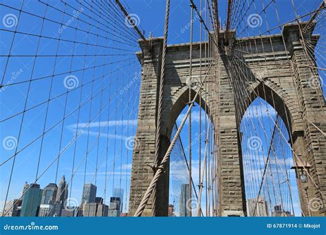 Brooklyn Bridge Pylon and Manhattan Stock Photo - Image of manhattan ...