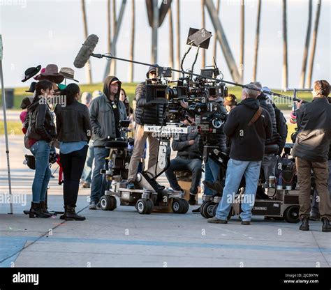 Behind the scenes film crew hi-res stock photography and images - Alamy