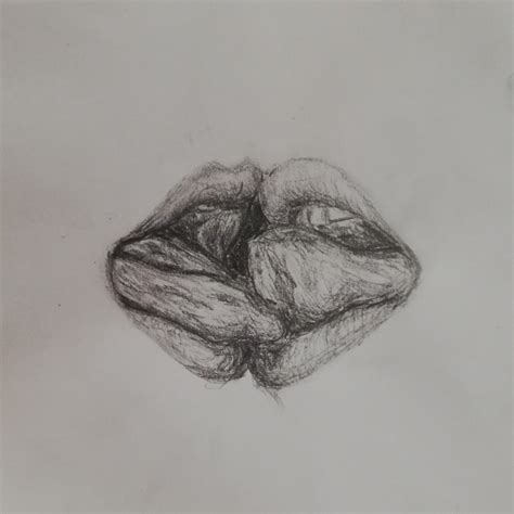 Kissing Lips Drawing Step By Step at Katharyn Keith blog