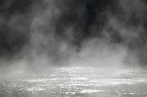 Definition and Examples of Gas in Chemistry