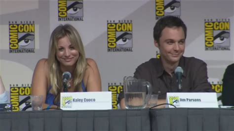 Comic Con 2009 - Jim Parsons and Kaley Cuoco Image (22800679) - Fanpop
