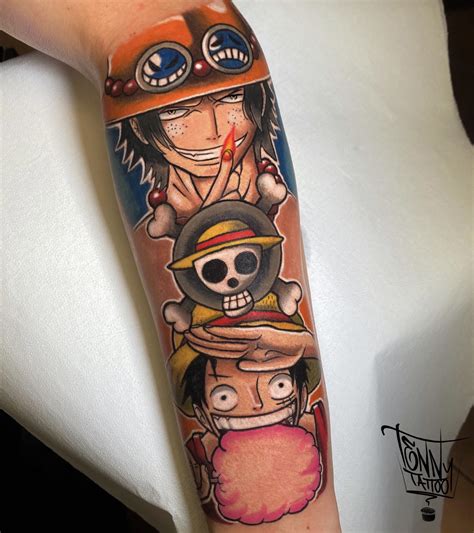 Disegni Di Tatuaggi One Piece Anime One Piece Rufy Carton Non Tossina