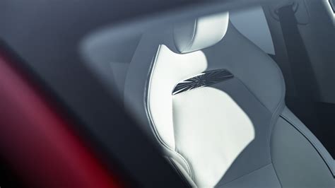 Introducing New Model Y Performance | Tesla United Kingdom