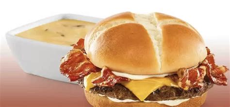 Red Robin Yukon Chips Price & Nutrition 2025