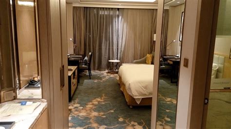 HOWARD JOHNSON JINLIAN BUSINESS CLUB HOTEL SHENYANG - Hotel Reviews ...
