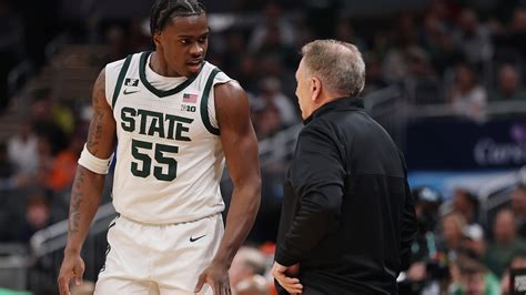 MSU basketball HC Tom Izzo and F Coen Carr had hilarious interaction