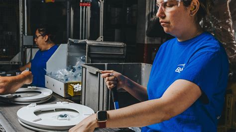 Bemis Manufacturing venture into toilet seats created growth for firm