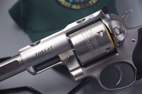 RUGER SUPER REDHAWK SCARCE 5-INCH .454 CASULL REVOLVER