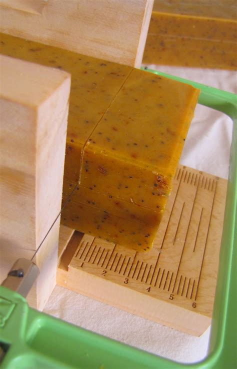 Jenora Soaps: Cutting Bars of Soap from Logs…