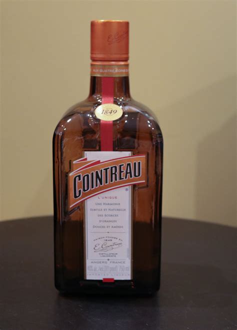 COINTREAU ORANGE LIQUEUR 750ML - Grapes & Grains