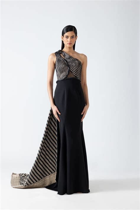 Gowns – Amit Aggarwal