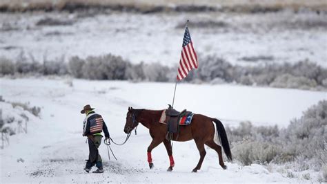 As tension spread beyond the Oregon refuge, the feds moved on Bundys ...
