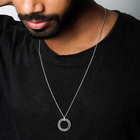 5 Cool Silver Pendants For Men as the Perfect Apology Gift – GIVA