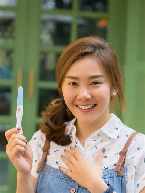 మహిళల్లో సంతానోత్పత్తి రేటు పెంచే యోగాసనాలు..! | TeluguSamayam