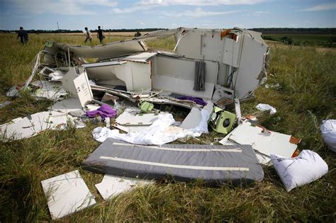 MH17 Crash Raises Questions About Flights Over War Zones