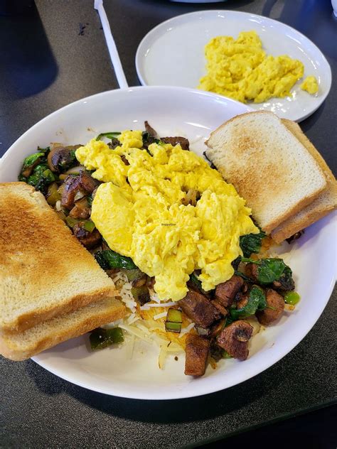 Black & Blue Diner - Las Vegas | Review "Great options" by bearedvegano ...