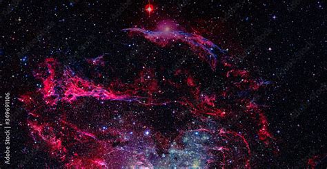 Universe High Resolution 的图像结果