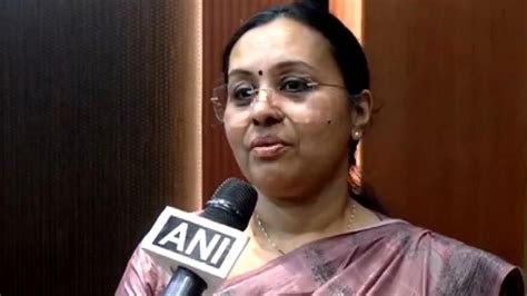 Kerala Health Minister Veena George Unveils Revised Nutritious Menu For ...