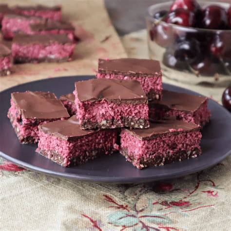 What is Cherry Ripe? One of the must-try foods in Australia | FoodMap