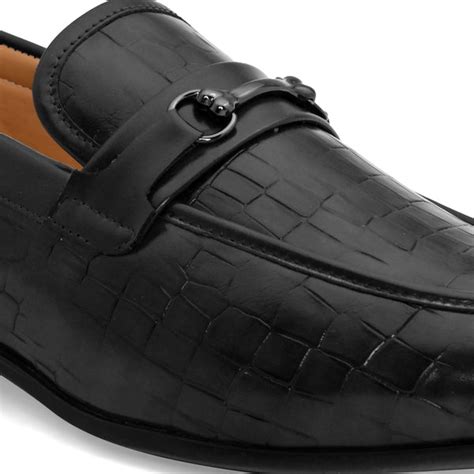 Buy Dawn Black Buckle Loafers Online – Sanfrissco