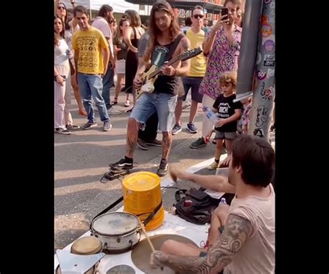 Right-Wing Techno 的图像结果