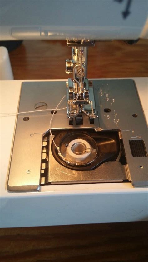 Needle Not Catching Bobbin Thread 的图像结果