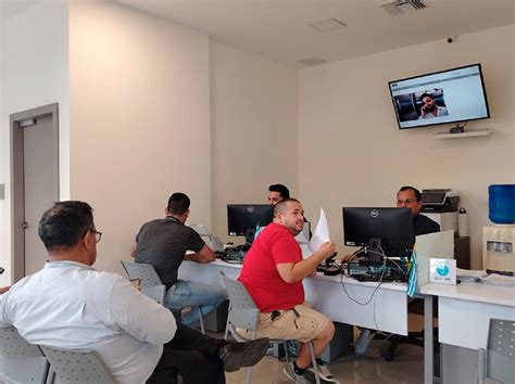 Parque Samanes alberga la primera UMD de Guayaquil donde se atienden ...