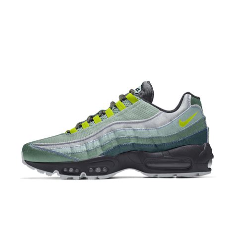 Nike Green Air Max 95 Shoes. Nike BG