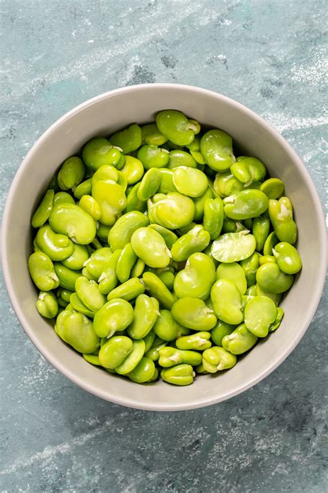 How to Shell and Cook Fava Beans (Recipe ideas included) - Give Recipe