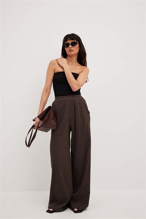 Structured Flowy Elastic Waist Pants Black | NA-KD