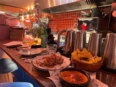 THE FOX, Oudenaarde - Einestraat 4 - Restaurant Reviews, Phone Number ...