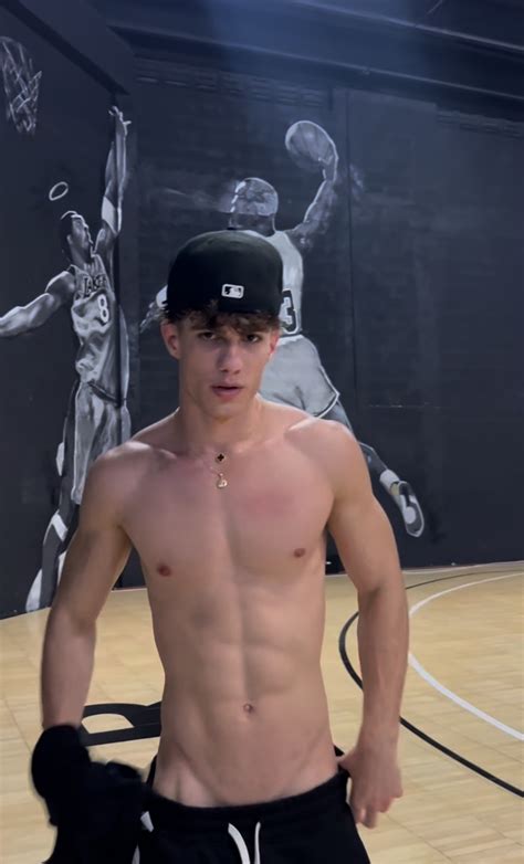 césar daniel on Tumblr