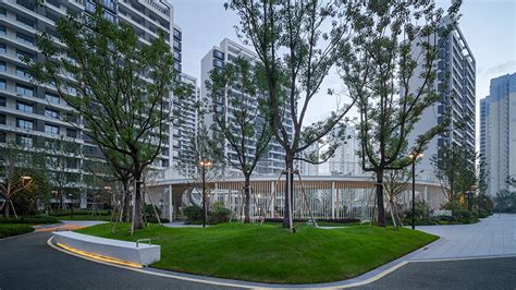 旭辉·银城 南京铂悦源墅 江外无事，宁静于此。 | Entrance gates design, Facade design ...