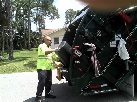 Good Garbage 的图像结果