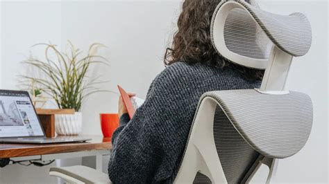 8 Best Ergonomic Chairs, Laptop Stands, and Office Apps for a Healthier ...