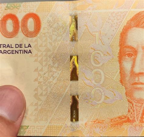 阿根廷钱币50比索纸币2张不同版本-价格:15元-se94115633-外国钱币-零售-7788烟标收藏