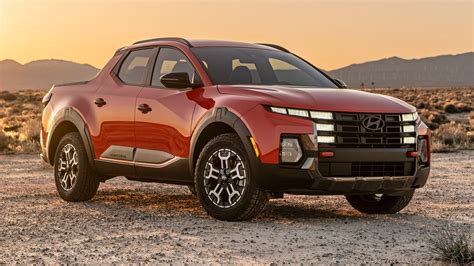 2025 Hyundai Santa Cruz First Look: A New Face That's In-Your-Face