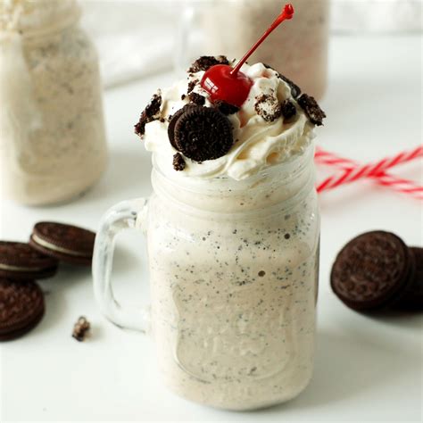 Cookies and Cream Milkshake - The Anthony Kitchen