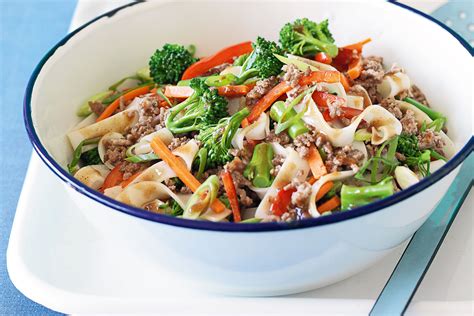 Spicy beef noodle stir-fry | Recipe Cart | Recipe Cart