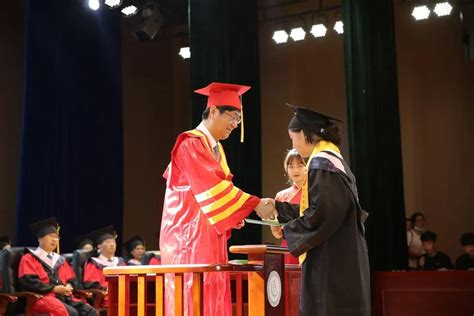 中南林业科技大学涉外学院顺利举办2020届毕业典礼暨学位授予仪式