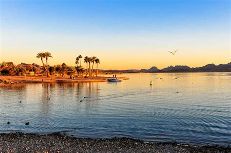 London Bridge Beach - Park, Walking Trails & Swimming, Lake Havasu AZ