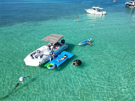 Boat Ride In Spanish at Kathleen Flores blog