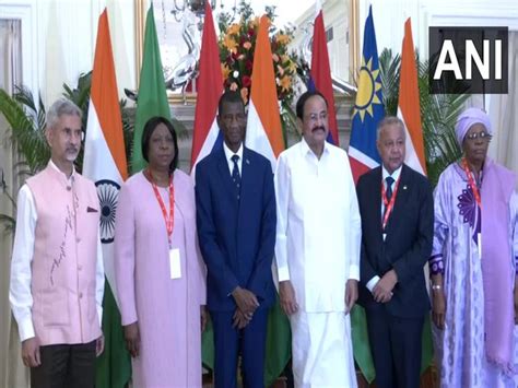 Vice President Naidu meets African leaders over lunch at Hyderabad House