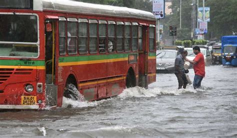 Prediction for more rains, rain-related viruses puts Mumbai on ...