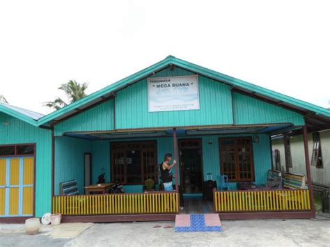 MEGA BUANA (Balikpapan) - Inn Reviews & Photos - Tripadvisor