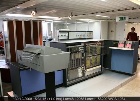 IBM 360 Computer Room 的图像结果