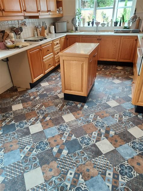 Vinyl Flooring – CESC Carpets