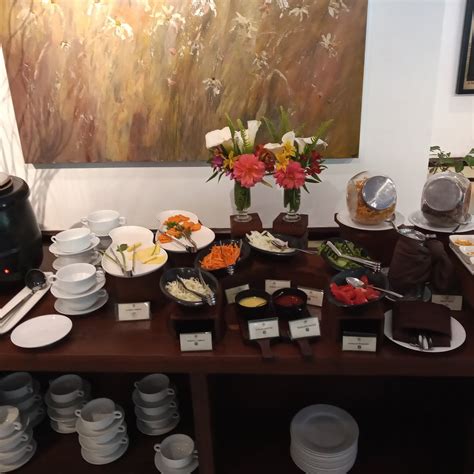 GALWAY HEIGHTS HOTEL (Nuwara Eliya) - Hotel Reviews, Photos, Rate ...