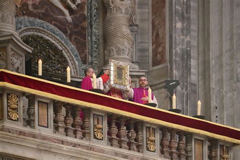 A New Way of the Cross for St Peter’s Basilica. The work of Manuel Andreas Dürr inaugurated in ...